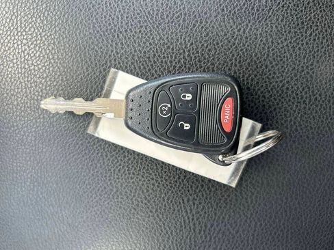 Used 2017 Jeep Wrangler Unlimited Sahara w/ Dual Top Group AWD/4WD image 25