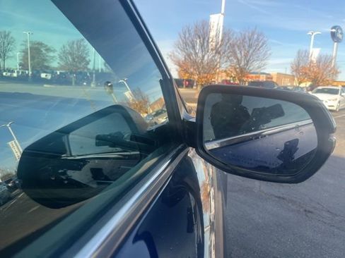 Used 2018 Honda CR-V EX image 5