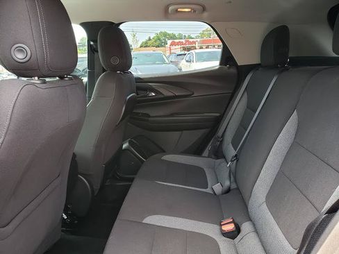 Used 2021 Chevrolet TrailBlazer LT w/ Sun and Liftgate Package AWD/4WD image 14