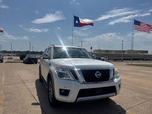 Used 2017 Nissan Armada SL w/ Technology Package RWD image 3