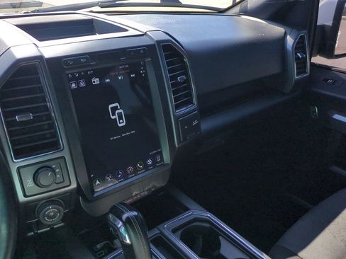 Used 2018 Ford F150 XLT w/ Equipment Group 302A Luxury AWD/4WD image 13