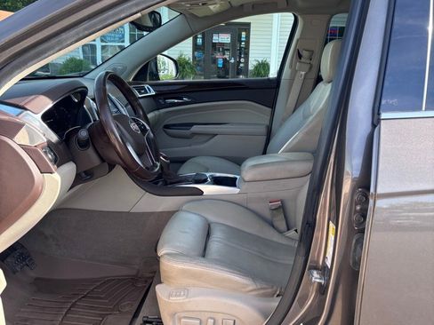 Used 2014 Cadillac SRX Luxury FWD image 9