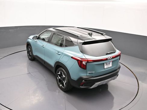 Certified 2025 Kia Seltos S AWD/4WD image 39