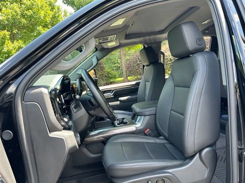 Used 2025 Chevrolet Silverado 2500 LTZ w/ Trail Boss Package AWD/4WD image 53