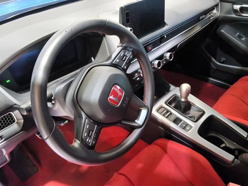 Used 2024 Honda Civic Type R image 13