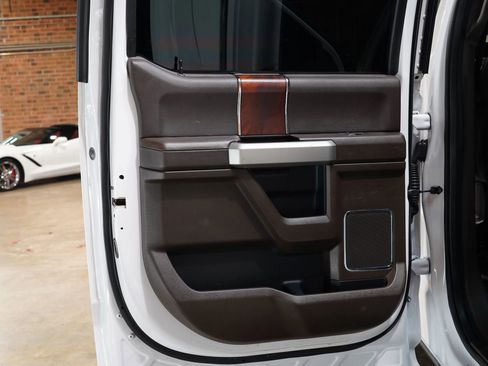 Used 2017 Ford F250 King Ranch w/ King Ranch Ultimate Package image 41