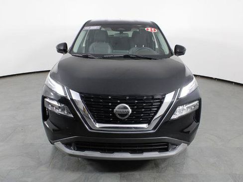 Certified 2021 Nissan Rogue SV FWD image 13