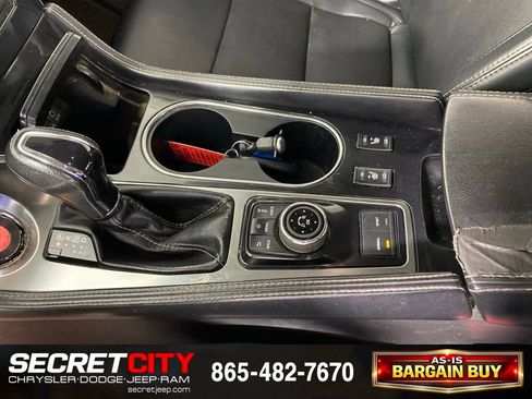 Used 2017 Nissan Maxima 3.5 SL FWD image 22