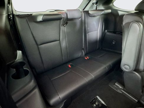 Certified 2025 Toyota Highlander XSE AWD/4WD image 28