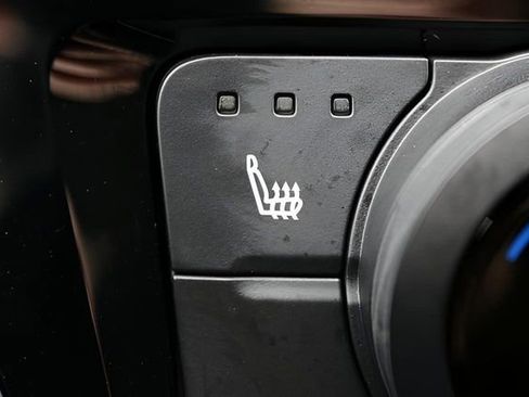 Used 2025 Toyota Grand Highlander XLE image 25