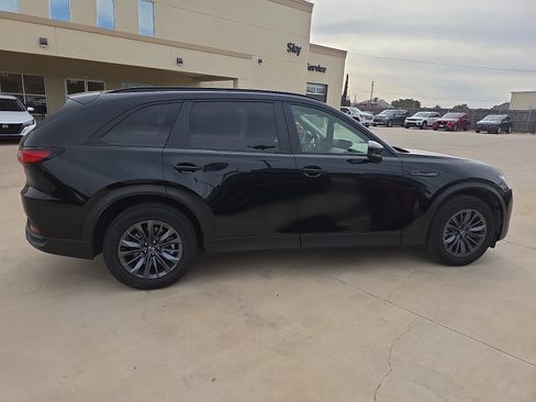 Used 2025 MAZDA CX-70 3.3 Turbo w/ Preferred Package image 6