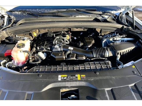 Used 2024 Jeep Grand Cherokee Laredo w/ Trailer Tow Package image 11