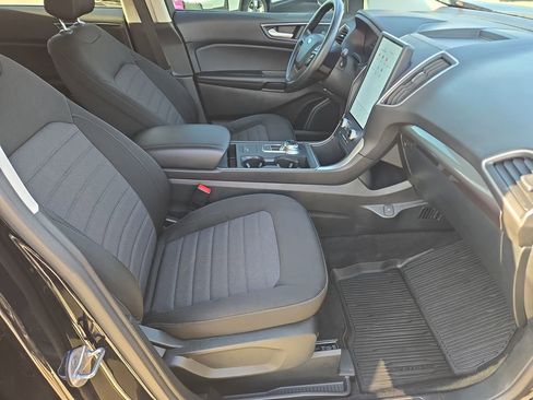 Used 2022 Ford Edge SE w/ Black Appearance Package image 15