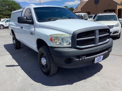 Used 2008 Dodge Ram 2500 Truck ST w/ Popular Equipment Group AWD/4WD image 7