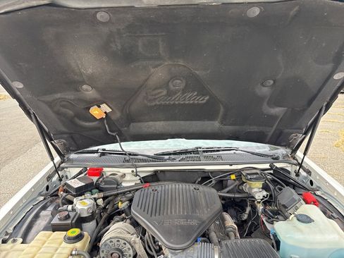 Used 1995 Cadillac Fleetwood Brougham image 42