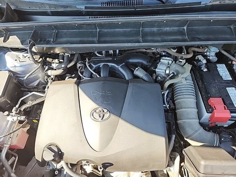 Used 2022 Toyota Highlander XLE AWD/4WD image 51