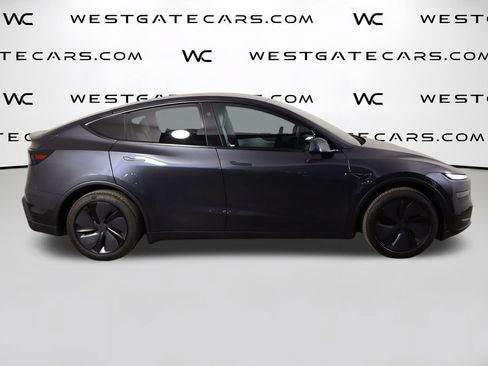 Used 2026 Tesla Model Y Long Range AWD/4WD image 54