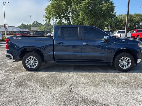Used 2023 Chevrolet Silverado 1500 LT image 9
