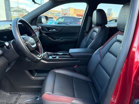 Used 2025 Chevrolet Equinox RS w/ Safety and Technology Package image 9