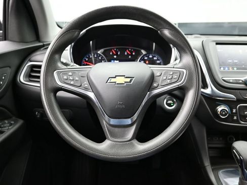 Used 2022 Chevrolet Equinox LT FWD image 19