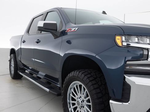 Used 2020 Chevrolet Silverado 1500 LT w/ All-Star Edition AWD/4WD image 11