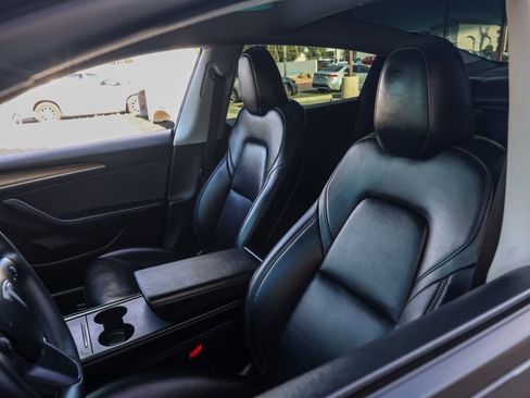 Used 2023 Tesla Model 3 Performance image 15