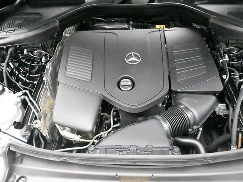 Used 2026 Mercedes-Benz GLC 300 GLC 300 image 32