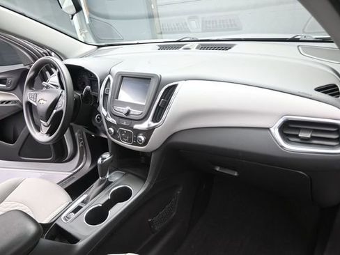 Used 2018 Chevrolet Equinox LS w/ LPO, Cargo Package FWD image 24