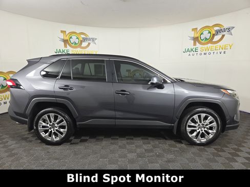 Used 2024 Toyota RAV4 XLE Premium image 10