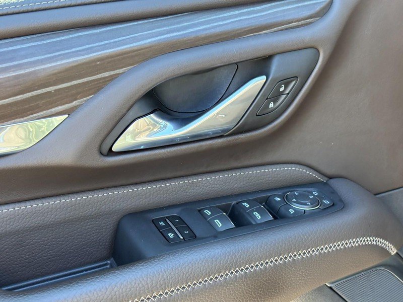 Used 2024 GMC Yukon XL Denali w/ Advanced Technology Package AWD/4WD image 18