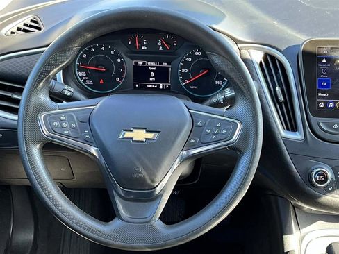 Used 2023 Chevrolet Malibu LT FWD image 19