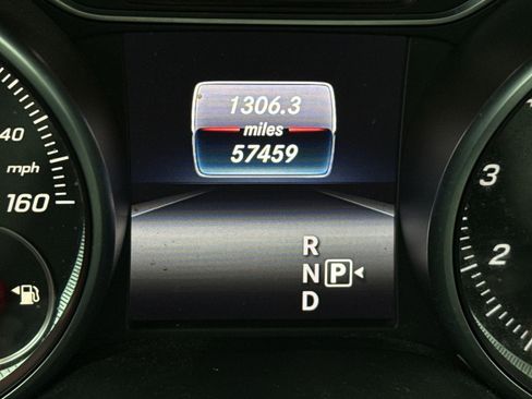 Used 2018 Mercedes-Benz CLA 250 image 23