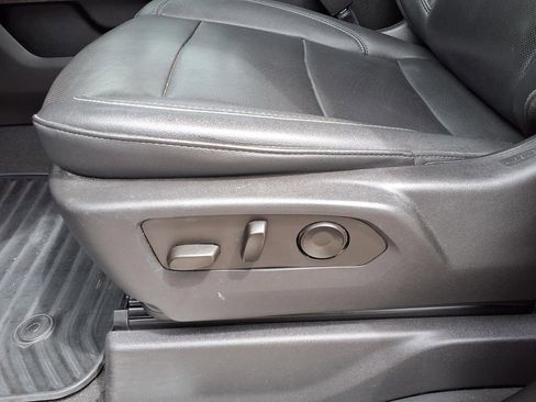 Used 2022 Chevrolet Silverado 1500 LTZ image 25