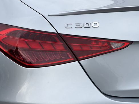Used 2023 Mercedes-Benz C 300 Sedan image 9