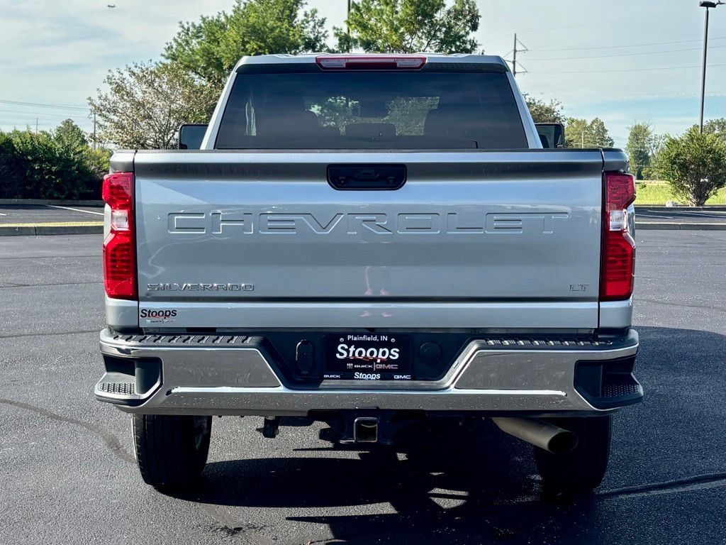 Used 2025 Chevrolet Silverado 2500 LT w/ Convenience Package AWD/4WD image 6
