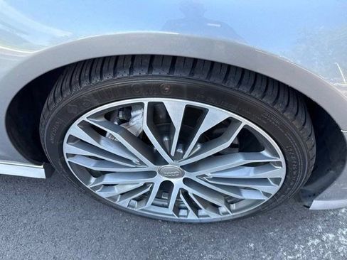 Used 2018 Audi A6 2.0T Premium w/ 19" Sport Package FWD image 5