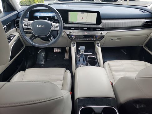 Used 2024 Kia Telluride SX Prestige w/ Towing Package image 18