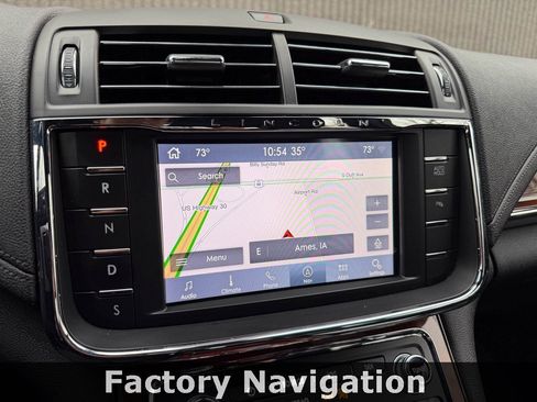 Used 2020 Lincoln Continental Standard w/ Premium Package image 38