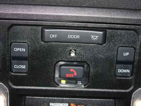 Used 2025 Toyota Sequoia SR5 AWD/4WD image 54