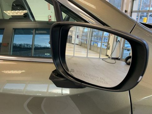 Certified 2024 Subaru Ascent Premium w/ Convenience Package image 22