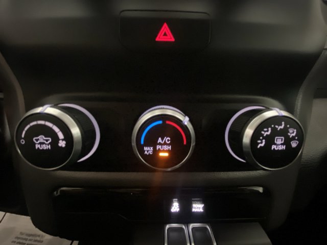 Used 2020 RAM 1500 Big Horn AWD/4WD image 19