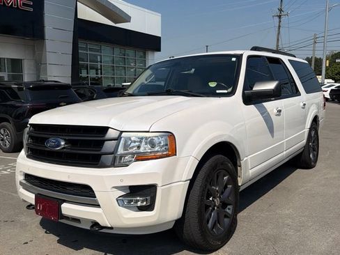 Used 2017 Ford Expedition EL Limited w/ Equipment Group 301A AWD/4WD image 5