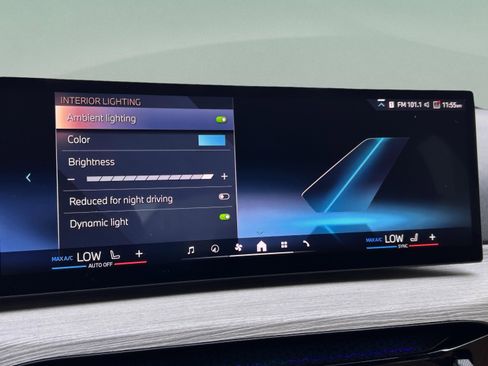 Used 2025 BMW 330i Sedan image 16