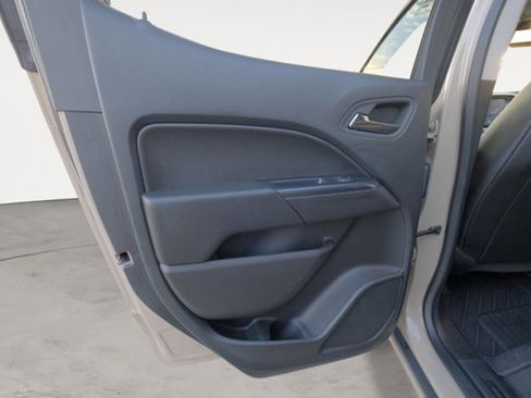 Used 2022 Chevrolet Colorado ZR2 w/ ZR2 Dusk Special Edition image 13