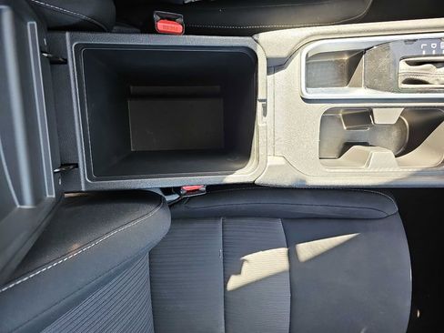 Used 2023 Nissan Sentra SV image 32