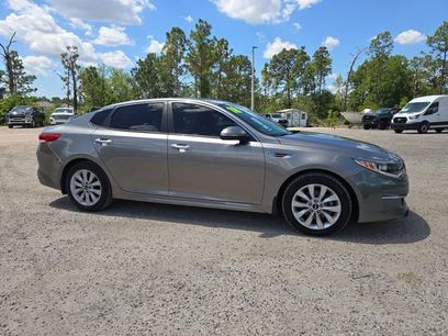 Used 2018 Kia Optima LX w/ 17" Alloy Wheels Package