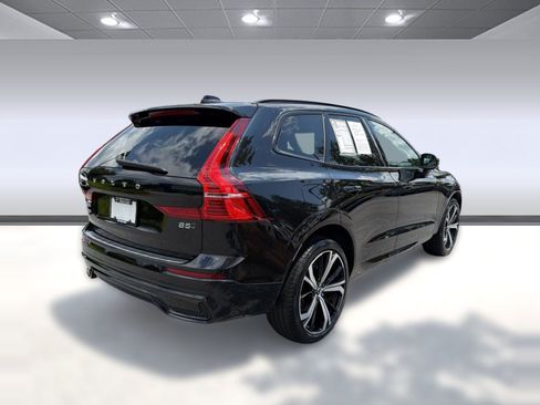 Certified 2024 Volvo XC60 B5 Ultimate w/ Protection Package Premier AWD/4WD image 9