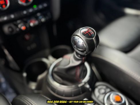 Used 2015 MINI Cooper 2-Door Hardtop FWD image 17