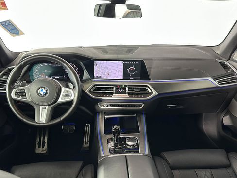 Used 2022 BMW X5 M50i AWD/4WD image 22