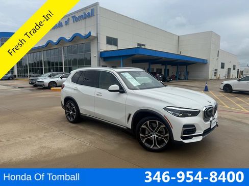 Used 2022 BMW X5 sDrive40i w/ Premium Package RWD image 1